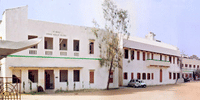 Sir Theagaraya College